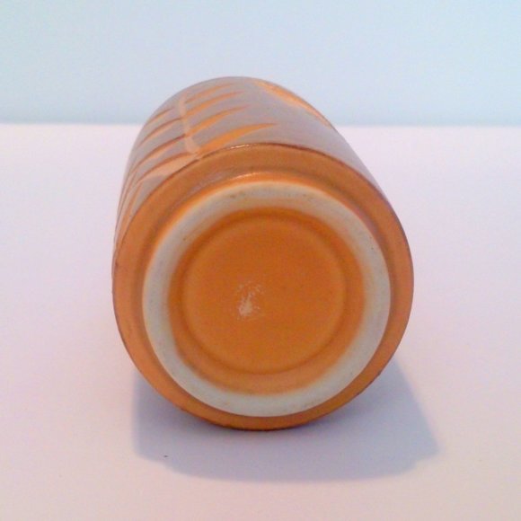 Brown Matte Glazed Etched Small Bud Vase - Picture 4 of 4